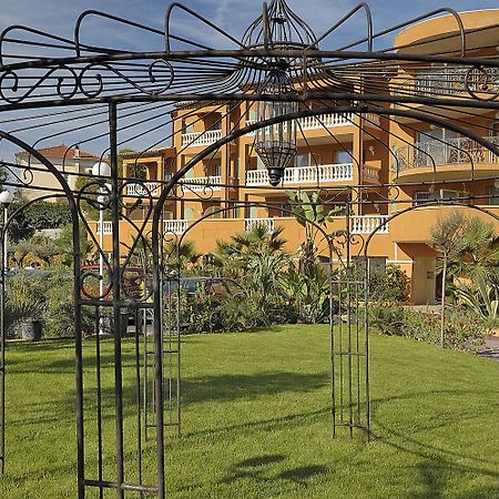 Appart Hotel Lou Castelet Карро Экстерьер фото