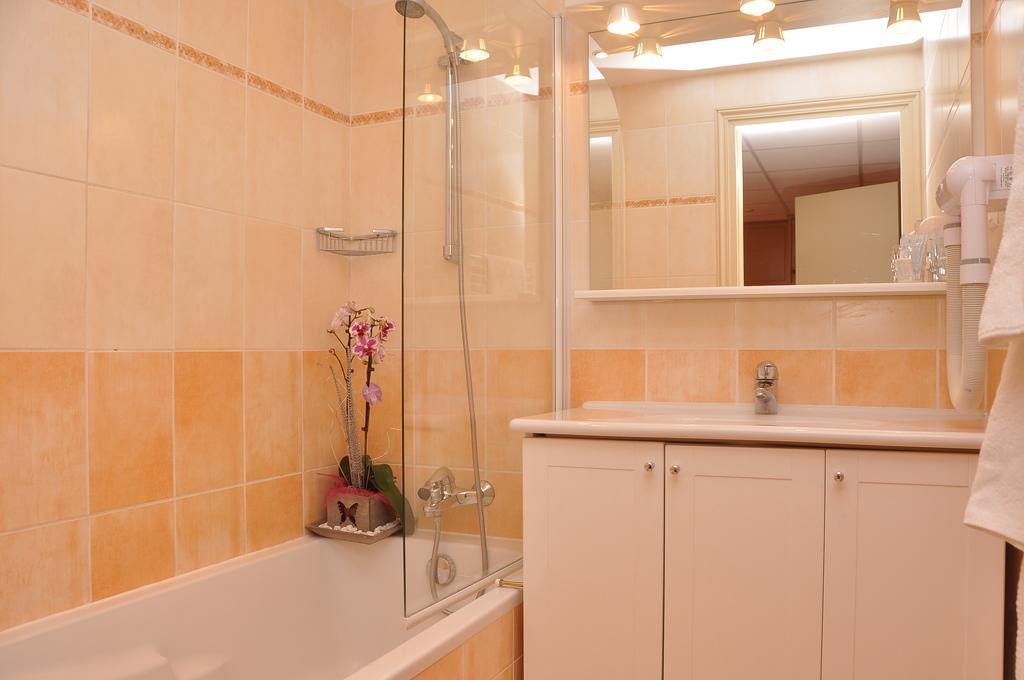 Appart Hotel Lou Castelet Карро Номер фото