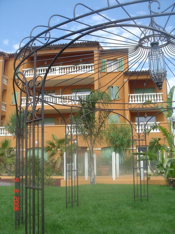 Appart Hotel Lou Castelet Карро Экстерьер фото